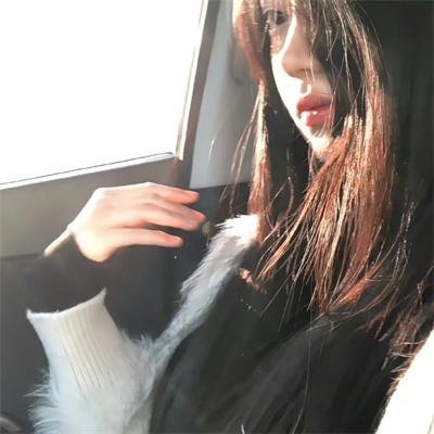 金属摇篮曲海报